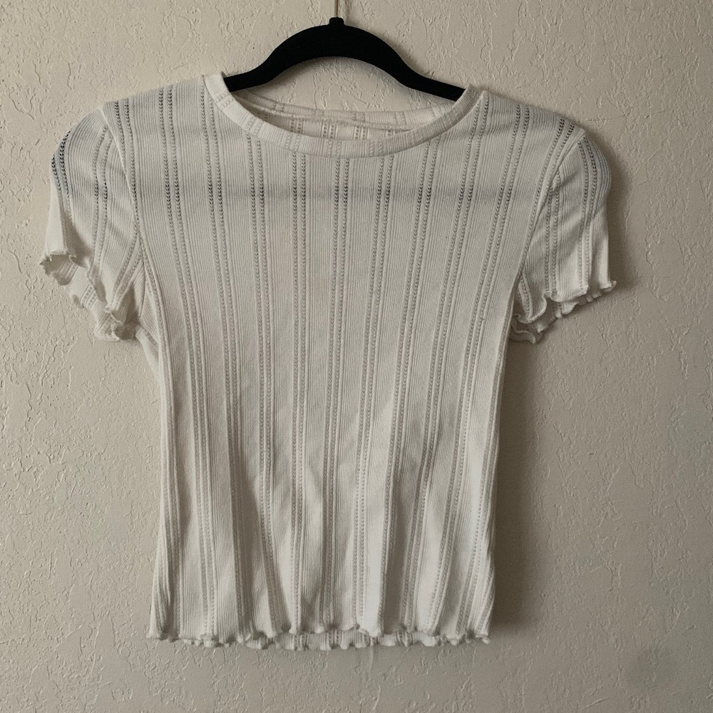 Aeropostale White Shrunken Tee